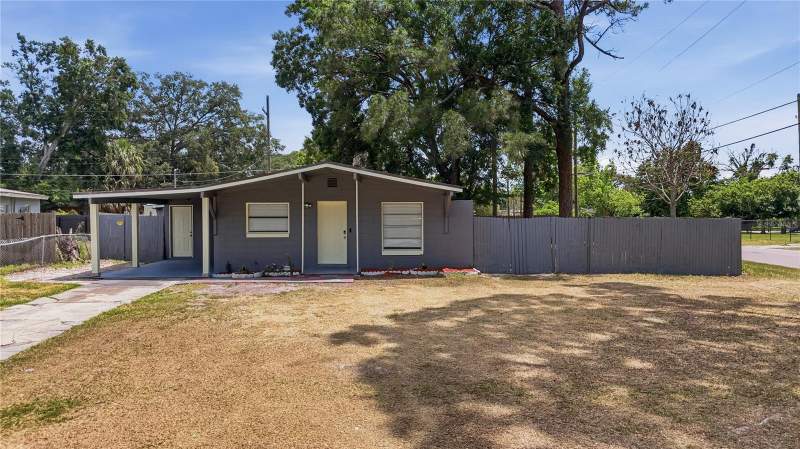 1401 RADLEIGH PLACE home for sale in Lake Lawne Shores