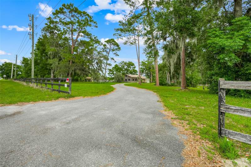 3 bedroom Single Family Residence at 4801 SE Highway 42, Unincorporated, Summerfield — photo 5