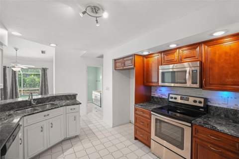 8020 Moonlight Lane, New Port Richey FL - photo 14 of 27