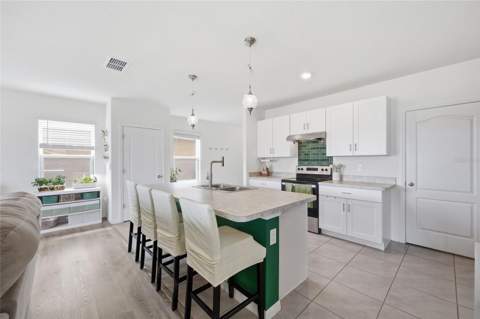 1777 Walnut Creek Drive, Kissimmee FL - photo 19 of 76