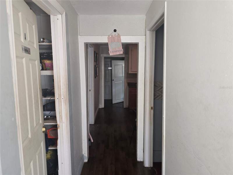 3 bedroom Single Family Residence at 3703 N 51st Street, Grant Park, Tampa — photo 5