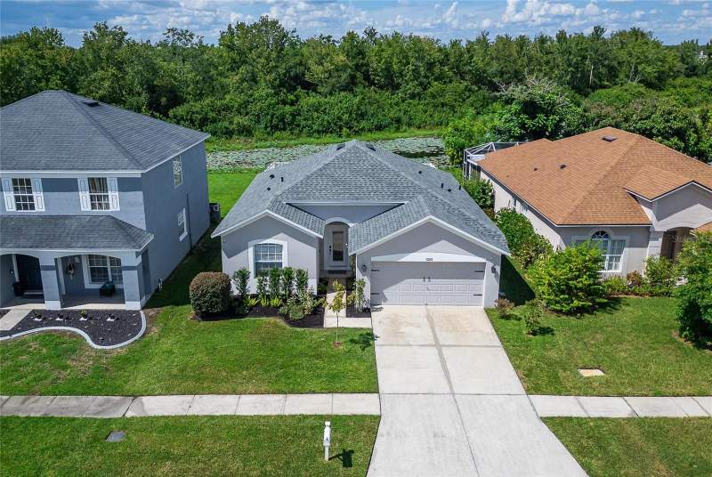 11313 VILLAGE BROOK DRIVE home for sale in Summerfield Village