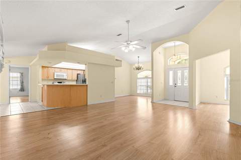 10884 SW 53rd Circle, Ocala FL - photo 11 of 56