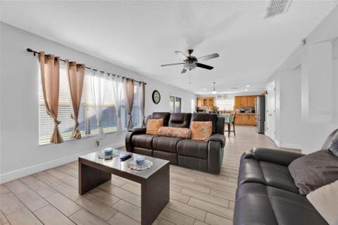 4647 Caverns Drive, Kissimmee FL - photo 12 of 26