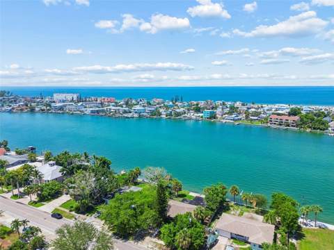 9300 Gulf Boulevard, St Pete Beach FL - photo 8 of 20