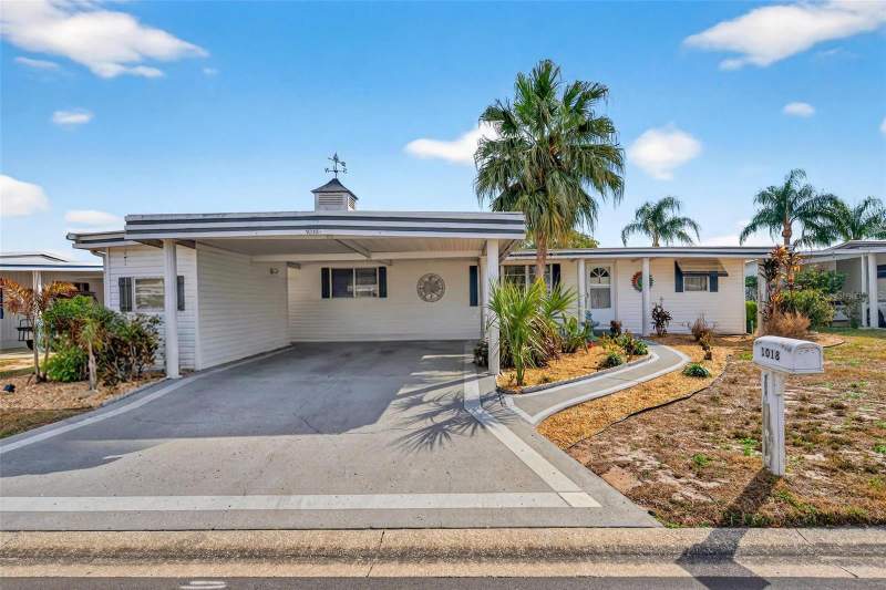 1018 SOUTHLAND DRIVE home for sale in Tavares Imperial Mobile Terrace Homes for Sale: 7 Homes, Median $292K