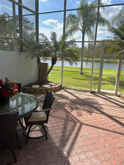 1648 Lago Vista Boulevard, Palm Harbor FL - photo 16 of 58