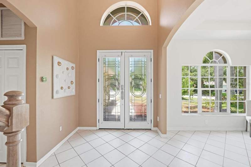 4 bedroom Single Family Residence at 1837 Briland Street, Grassy Pointe - Ph 1, Tarpon Springs — photo 2