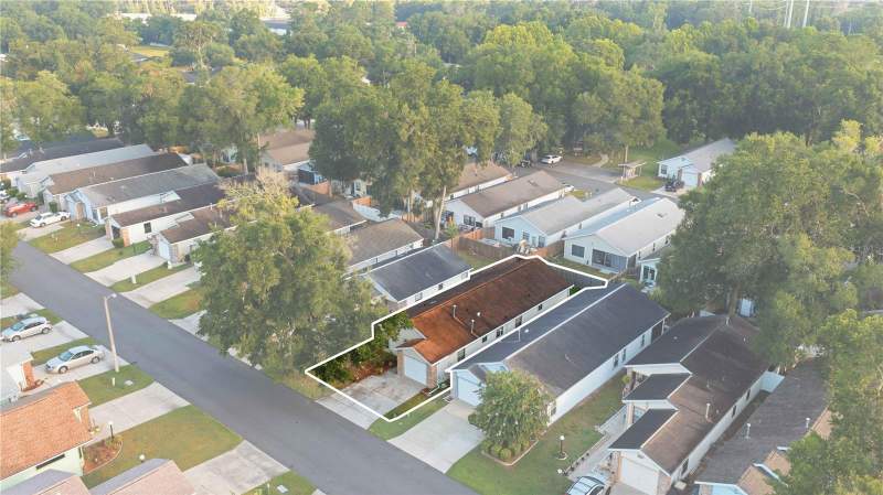 3 bedroom Single Family Residence at 3925 NE 22nd Street, Wellington Station, Ocala — photo 2