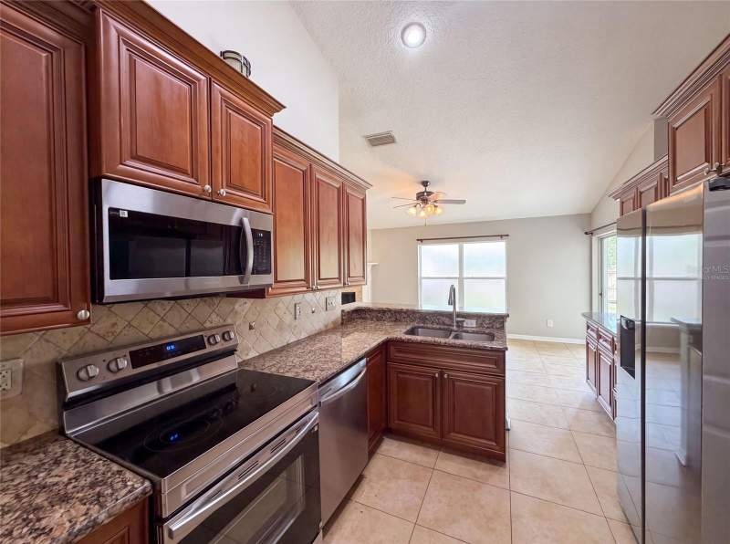 4 bedroom Single Family Residence at 17802 Jefferson Street, Edgewater Beach, Winter Garden — photo 2