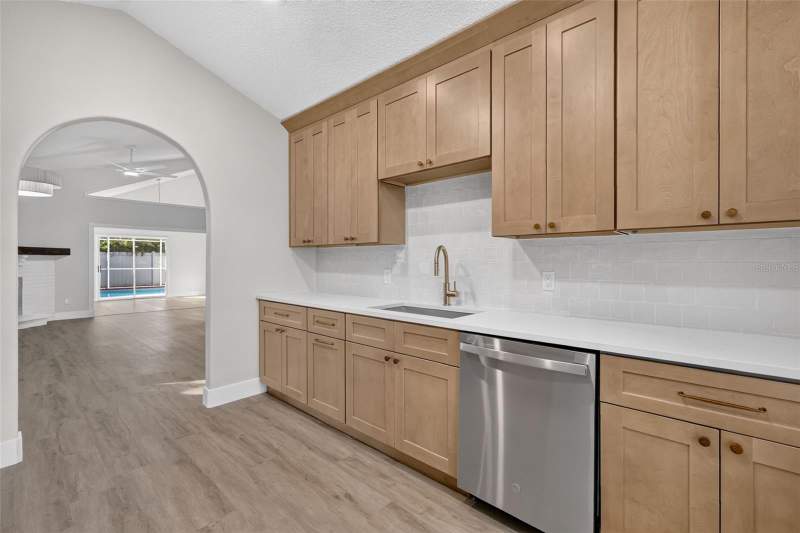 3 bedroom Single Family Residence at 1536 Crosswind Circle, Countrywalk Ph 01, Orlando — photo 5