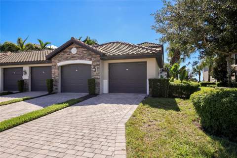5614 Palmer Circle #206, Bradenton FL - photo 8 of 79