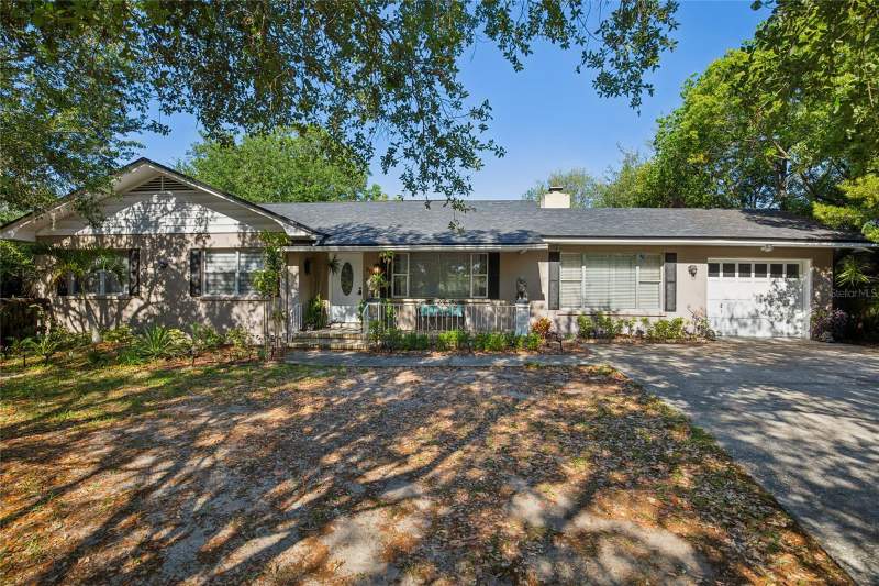 3 bedroom Single Family Residence at 804 WOODRUFF AVENUE, OAK ACRES, CLEARWATER — photo 2