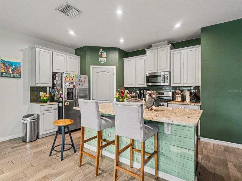 3 bedroom Single Family Residence at 11609 Fringetree Court, Lucaya Lake Club Ph 3, Riverview — photo 5