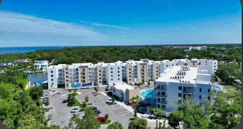 1 bedroom Condominium at 1709 N Tamiami Trail #317, The Strand Of Sarasota, Sarasota — photo 3