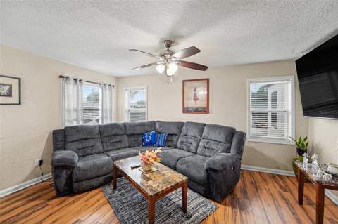 1464 Druid Road, Clearwater FL - photo 6 of 6
