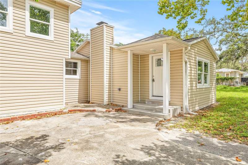 East PointHomes for Sale in Tampa, FL