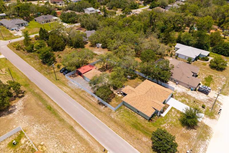 3 bedroom Single Family Residence at 8343 Nittany Road, Royal Highlands, Weeki Wachee — photo 2