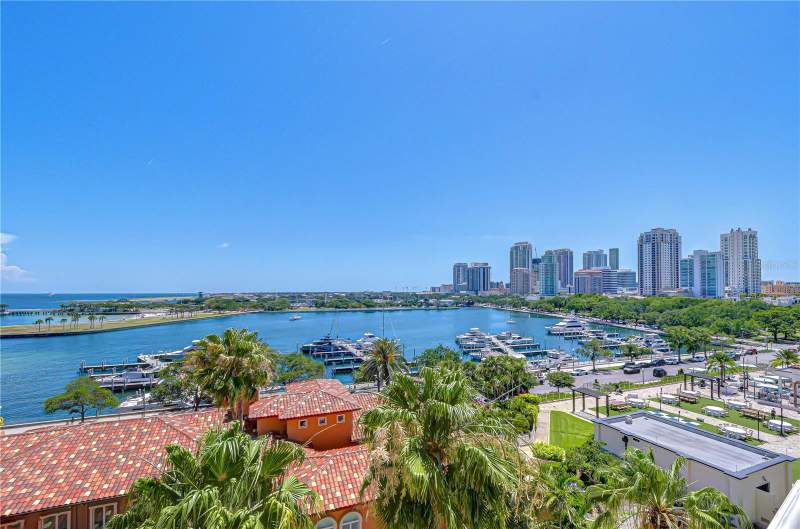 3 bedroom Condominium at 555 5th Avenue #711, Vinoy Place Condo, St Petersburg — photo 2