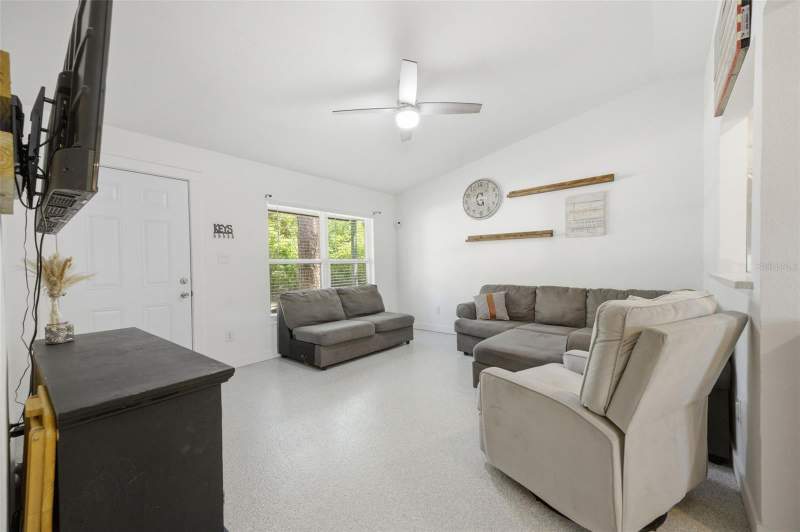 3 bedroom Single Family Residence at 720 Locust Street, Rivo Alto, Tarpon Springs — photo 5