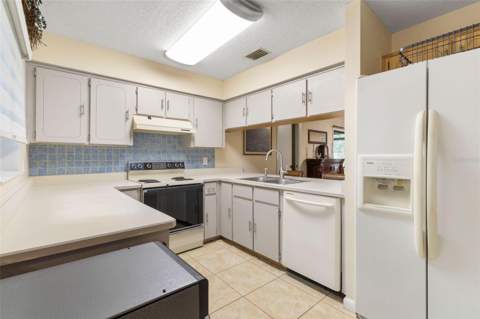 18 Windermere Place, Palm Coast FL - photo 13 of 37