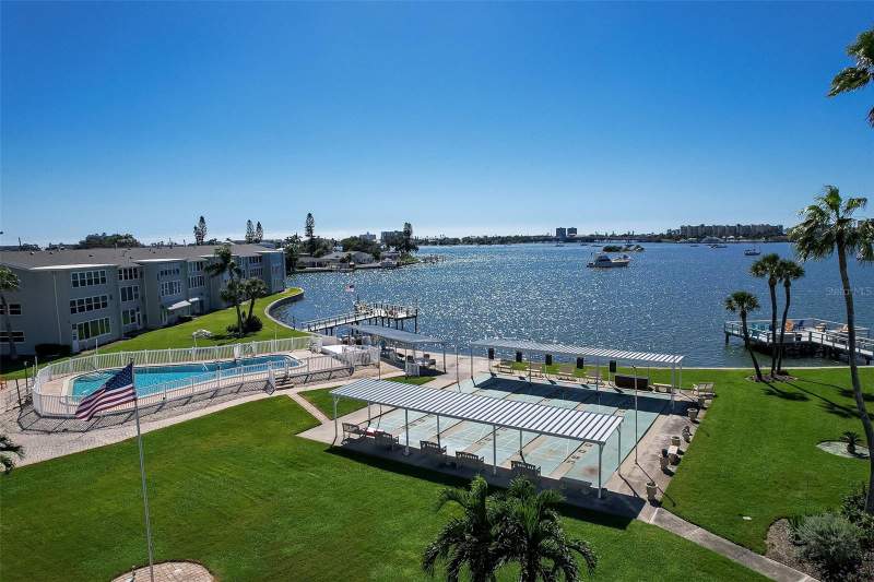 2 bedroom Condominium at 1868 Shore Drive #208, Shore Towers Bldg, South Pasadena — photo 4