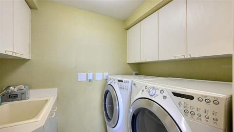 545 Sanctuary Drive #B305, Longboat Key FL - photo 19 of 59
