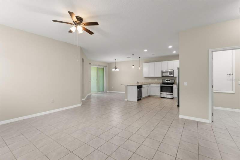 3 bedroom Half Duplex at 1858 Shumard Avenue, Oaktree Pointe Villas, St Cloud — photo 3