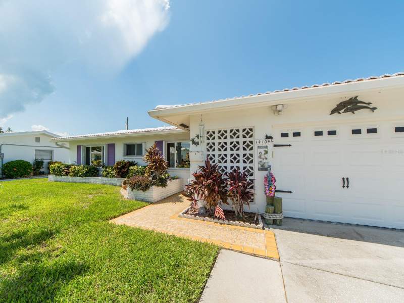 2 bedroom Single Family Residence at 14104 89th Avenue, Tamarac By The Gulf 2nd Add, Seminole — photo 3