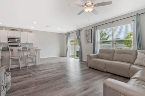 6803 Ezra Loft Place, Zephyrhills FL - photo 10 of 31