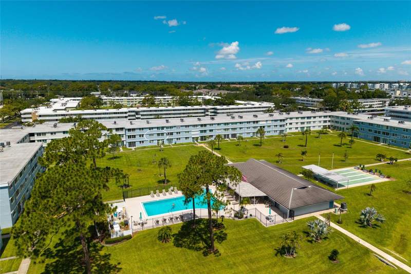 2 bedroom Condominium at 4715 Bay Street #222, Winston Park Northeast, St Petersburg — photo 4