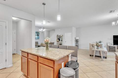 3256 Rodrick Circle, Orlando FL - photo 15 of 37