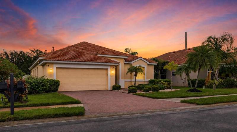 3 bedroom Single Family Residence at 6841 74th Street Circle, River Place, Bradenton — photo 3