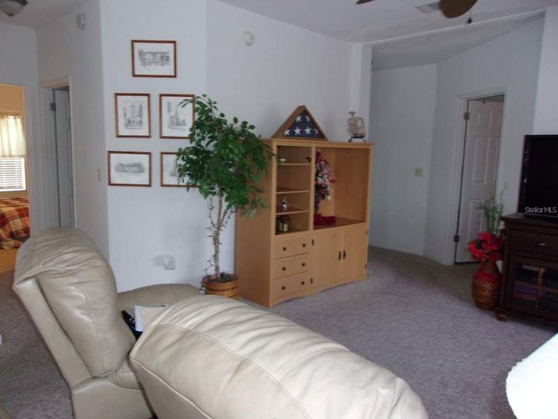 3 bedroom Manufactured Home at 634 Leisure, Country Club Estates, Venice — photo 5