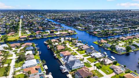 2819 SW 40th Street, Cape Coral FL - photo 7 of 66