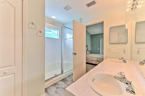 235 Lakeway Lane, Apollo Beach FL - photo 20 of 36