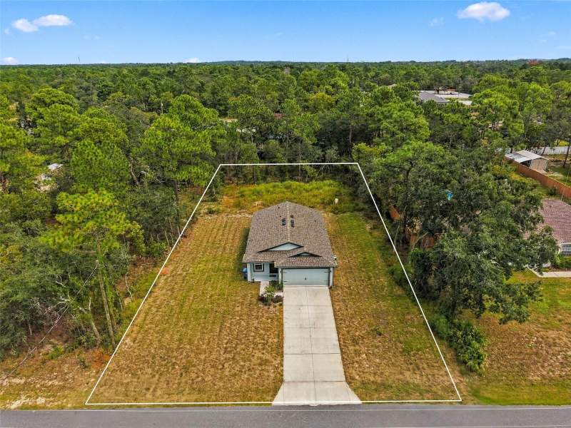 2 bedroom Single Family Residence at 12026 Limpkin Road, Royal Highlands, Weeki Wachee — photo 2