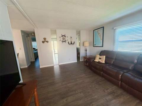 2191 Ca D Oro Drive #38, Sarasota FL - photo 18 of 29