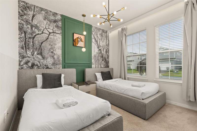8 bedroom Single Family Residence at 4421 Kaipo Road, Windsor Island Residence Ph 3, Davenport — photo 5