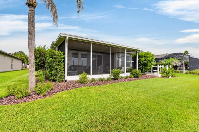 4 bedroom Single Family Residence at 13328 Palmera Vista Drive, Reserve At Pradera, Riverview — photo 4