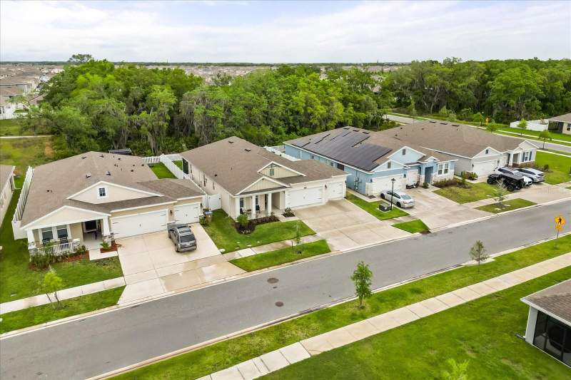4 bedroom Single Family Residence at 1967 RANKIN ST, KINDRED, KISSIMMEE — photo 2