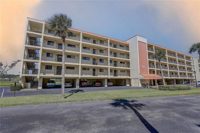 Harbor Greens At Yacht Club Estates