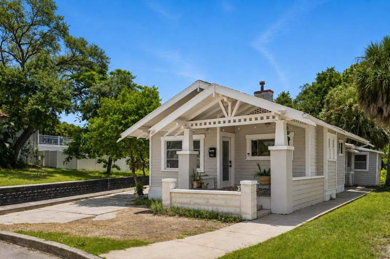 1 bedroom Single Family Residence at 558 10th Ave S, Brookside Park, St Petersburg — photo 2