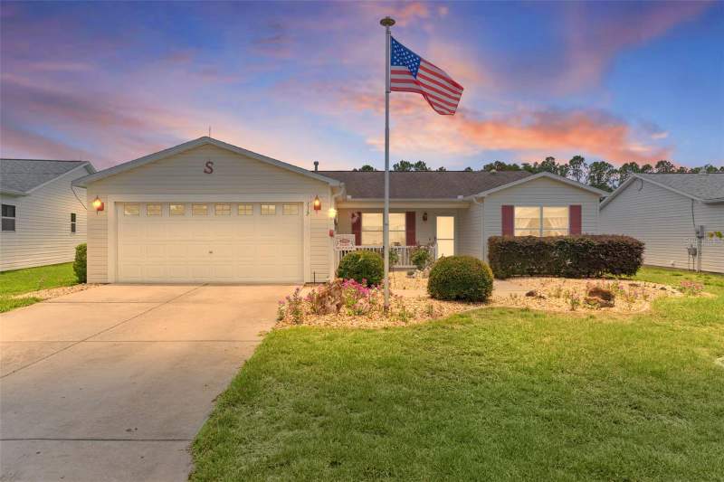 3 bedroom Single Family Residence at 1317 Carvello Drive, The Villages, The Villages — photo 2