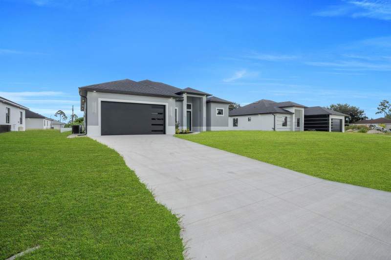 3 bedroom Single Family Residence at 3619 5th Street, Lehigh Acres, Lehigh Acres — photo 2