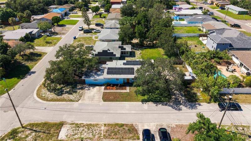 3 bedroom Single Family Residence at 801 51st Avenue, Bayou Heights Hanlons, St Petersburg — photo 3