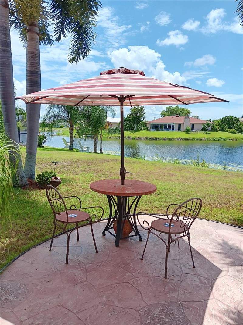 980 N GONDOLA DRIVE home for sale in Venice Gardens