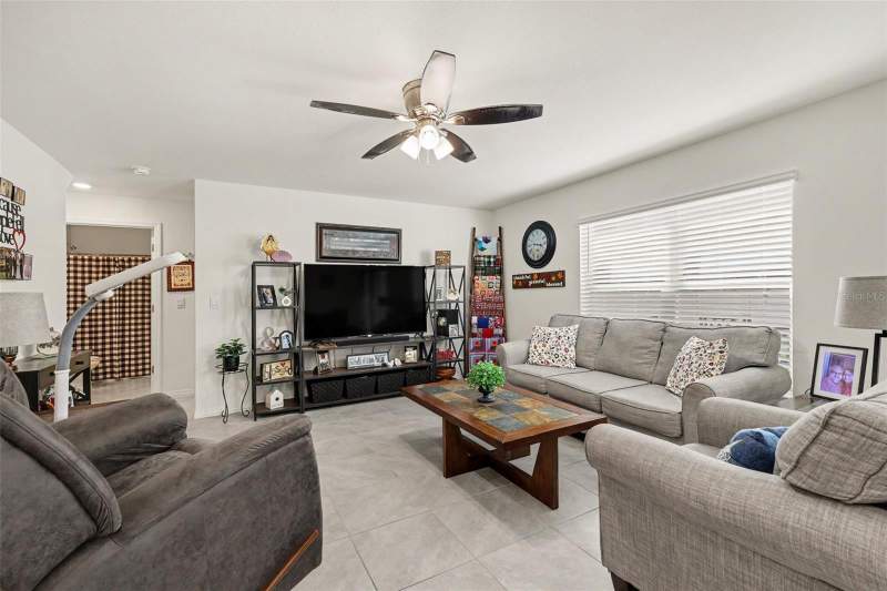 5 bedroom Single Family Residence at 8693 Triumph Circle, Triumph South Ph 1, Wildwood — photo 5