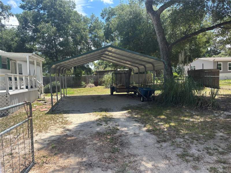 2 bedroom Manufactured Home at 2695 NE 147th Court, Silver Spgs Campsites, Silver Springs — photo 2