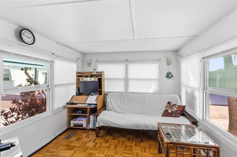 2 bedroom Mobile Home at 12766 Seminole Boulevard #10, Oasis Mobile Home Park Unrec, Largo — photo 5